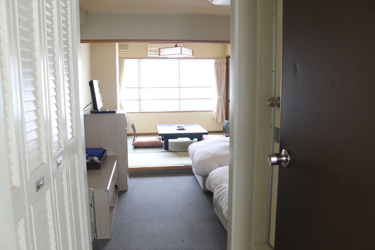 Hotel Sankeien Szapporo Kültér fotó