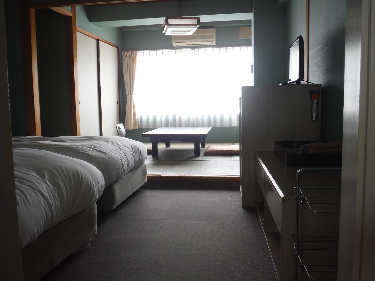 Hotel Sankeien Szapporo Kültér fotó